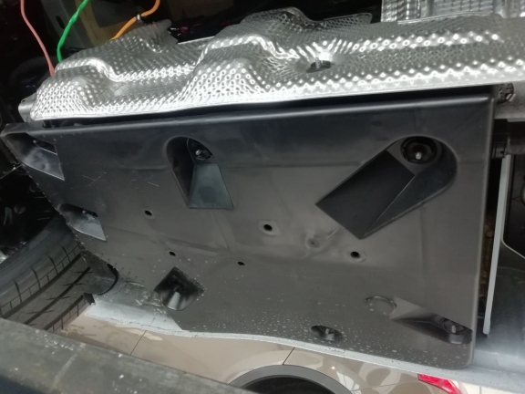 Protection réservoir AdBlue Renault Master 3 - Model 1