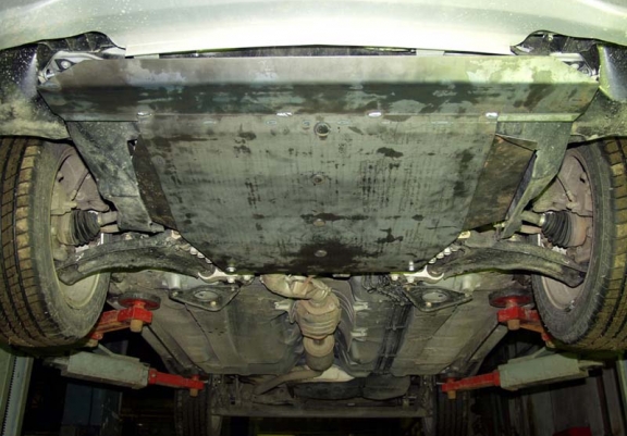 Protection sous moteur et de la boîte de vitesse Nissan Almera Tino