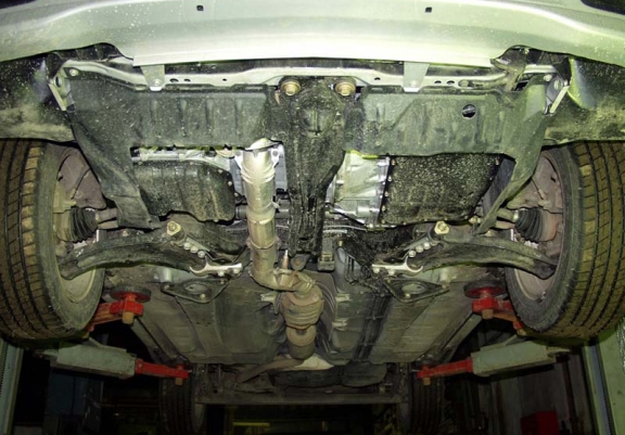 Protection sous moteur et de la boîte de vitesse Nissan Almera Tino