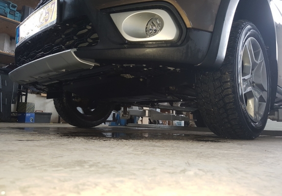 Protection sous moteur et de la boîte de vitesse Dacia Sandero 2 Stepway