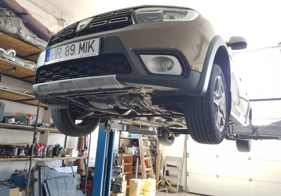 Protection sous moteur et de la boîte de vitesse Dacia Sandero 2 Stepway