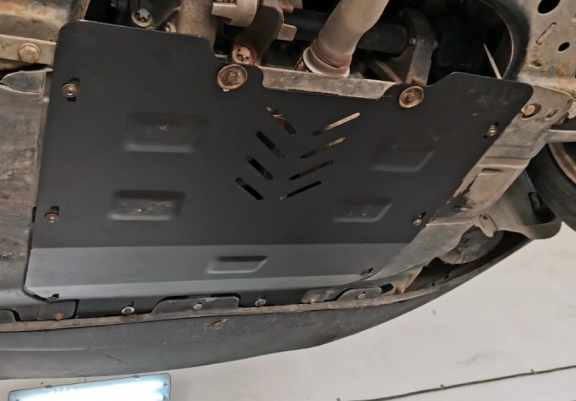 Protection sous moteur et de la boîte de vitesse Lancia Delta 3