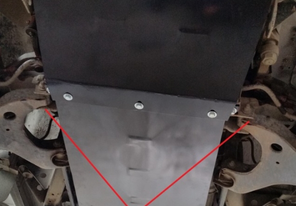 Protection sous moteur et de la radiateur Nissan Pick Up