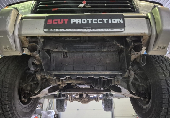 Protection sous moteur et de la radiateur Mitsubishi Pajero 3 (V60, V70)