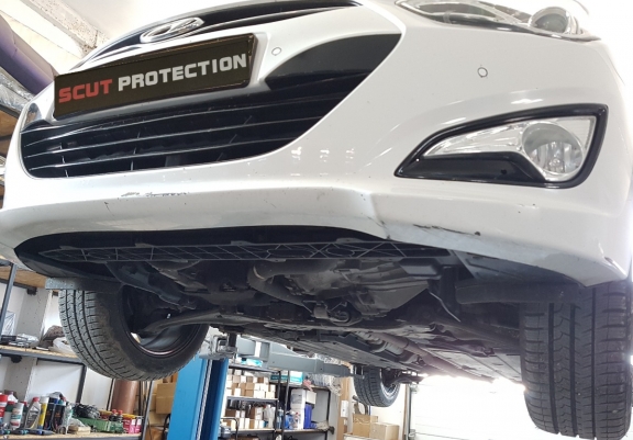 Protection sous moteur et de la boîte de vitesse Hyundai i40