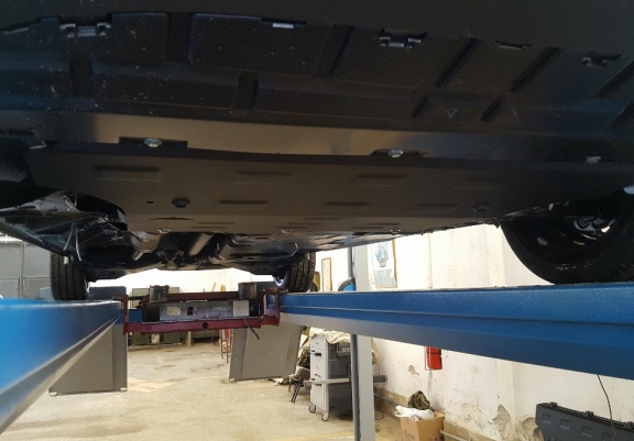 Protection sous moteur et de la boîte de vitesse  Mercedes Vito W447 2.2 D, 4x4