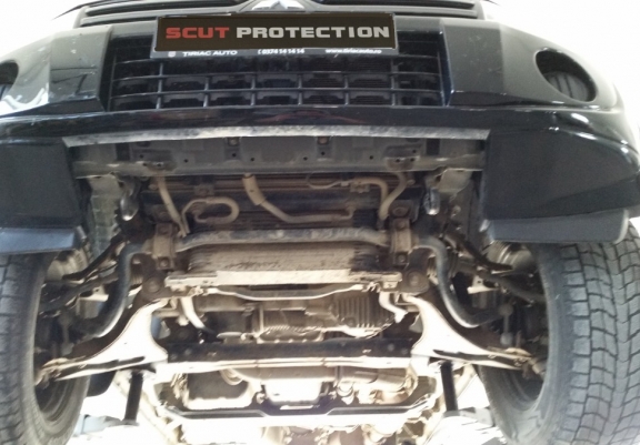 Protection sous moteur et de la radiateur Mitsubishi Pajero 4 (V80, V90)
