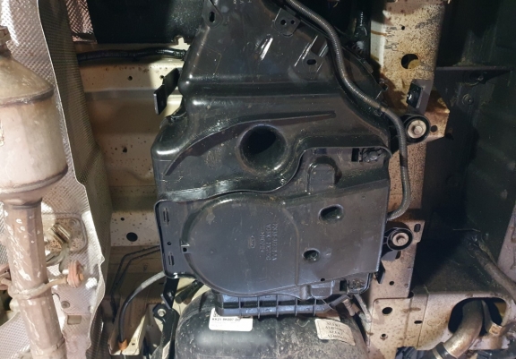 Protection réservoir AdBlue Ford Transit Custom