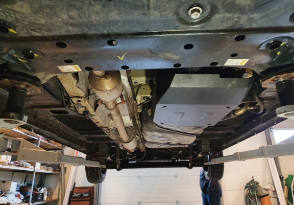 Protection réservoir AdBlue Ford Transit Custom