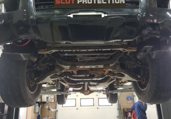 Protection sous moteur et de la radiateur Toyota 4Runner