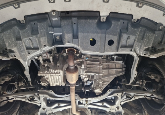 Protection sous moteur et de la boîte de vitesse Toyota Yaris Essence