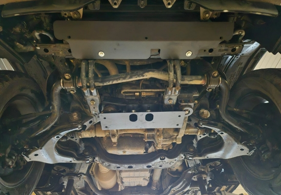 Protection sous moteur et de la radiateur Toyota Land Cruiser 150